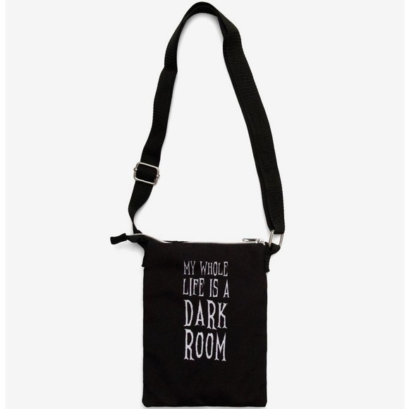 RARE Loungefly Beetlejuice Lydia Passport Crossbody Bag - Picture 2 of 6